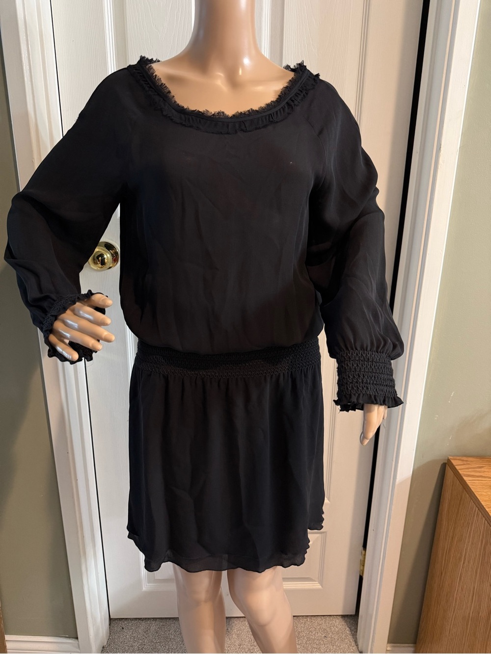 Unite La Redoute Silk Dress Black Size 8 Quiet Luxury Smocked Waist Cuffs
